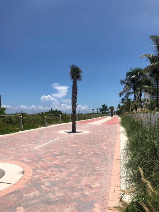 En Miami Sobre La Playa Apartment