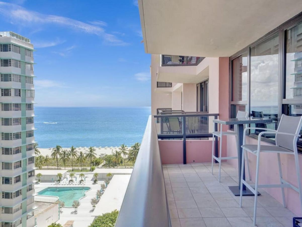 Luxury Beachfront Service 1418 * Miami Beach