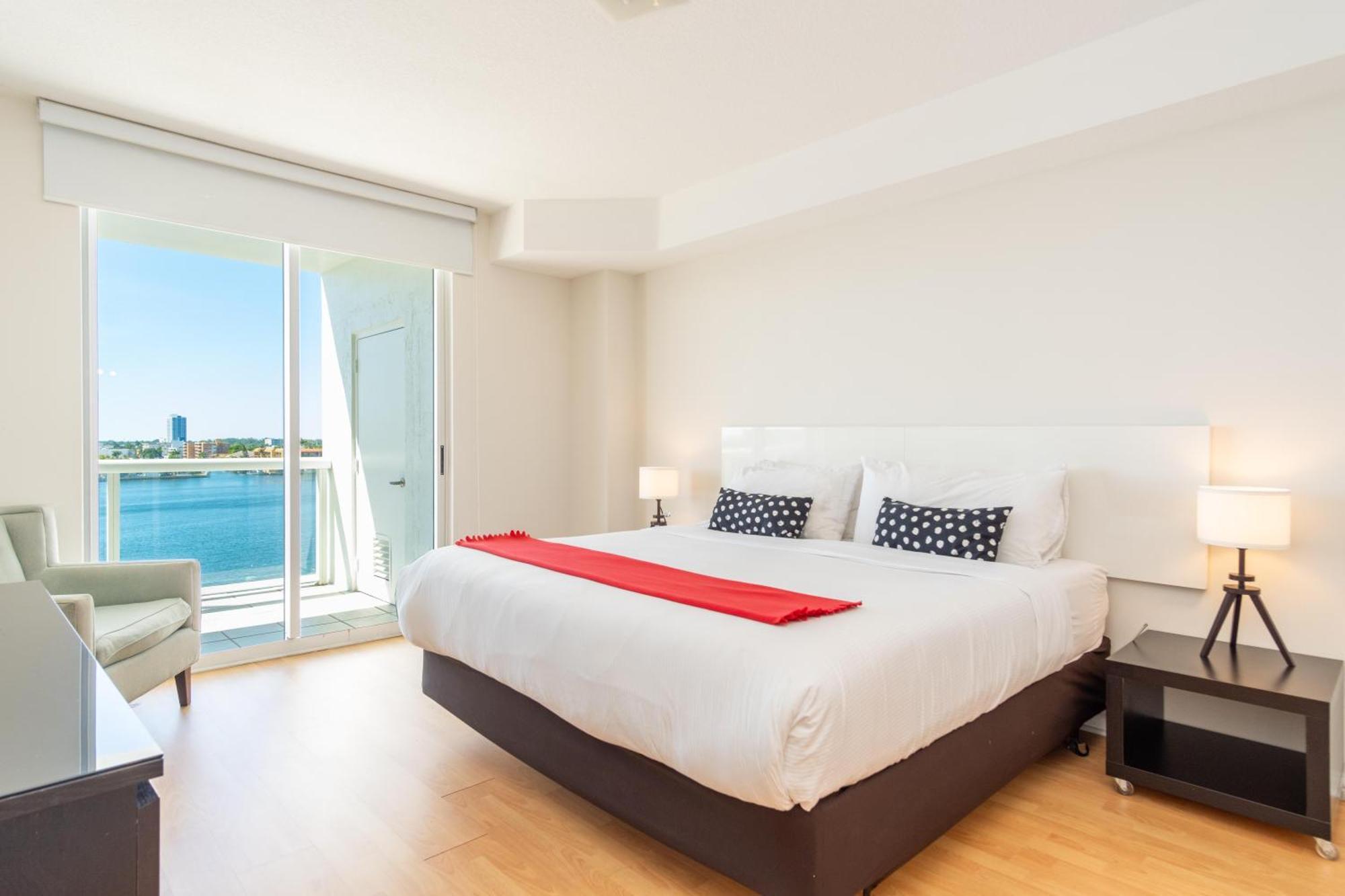 Apartment Golden Bay 77