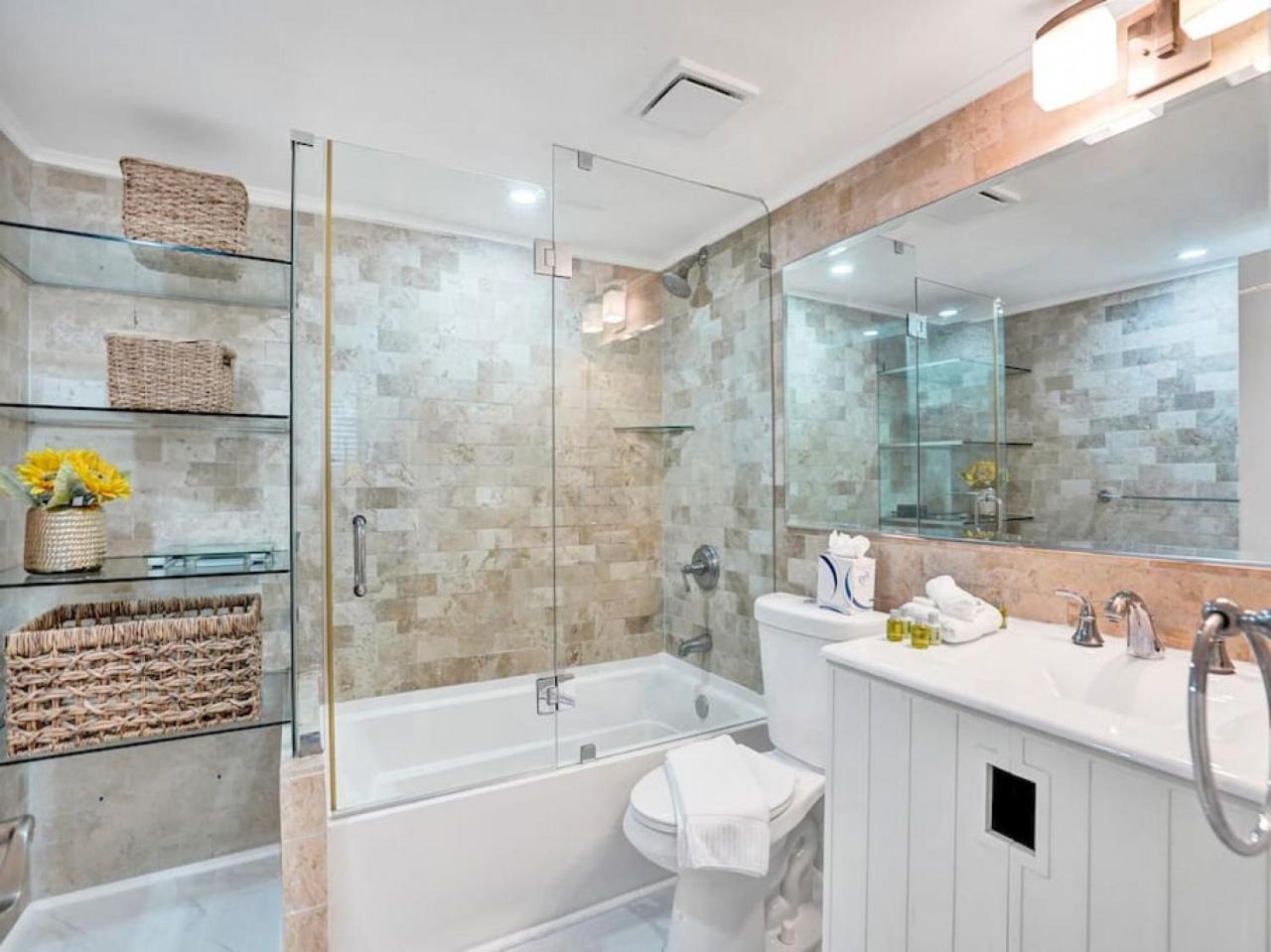 Apartment Luxury Beachfront Service 1418