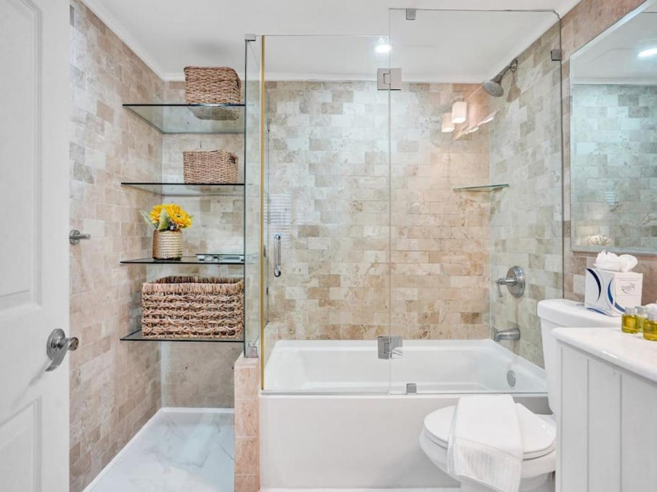 Apartment Luxury Beachfront Service 1418 Miami Beach