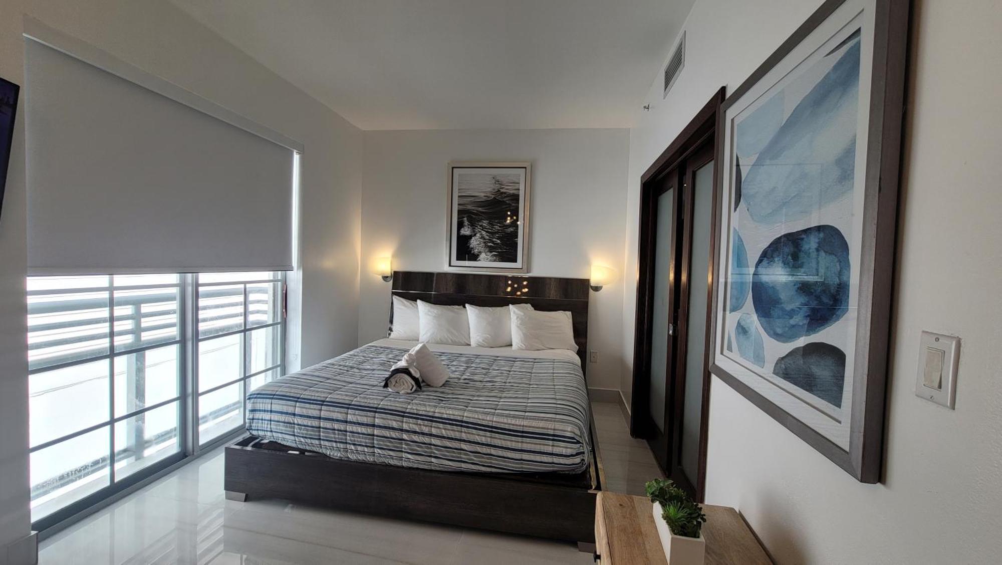 Strand Ocean Drive Suites Aparthotel Miami Beach