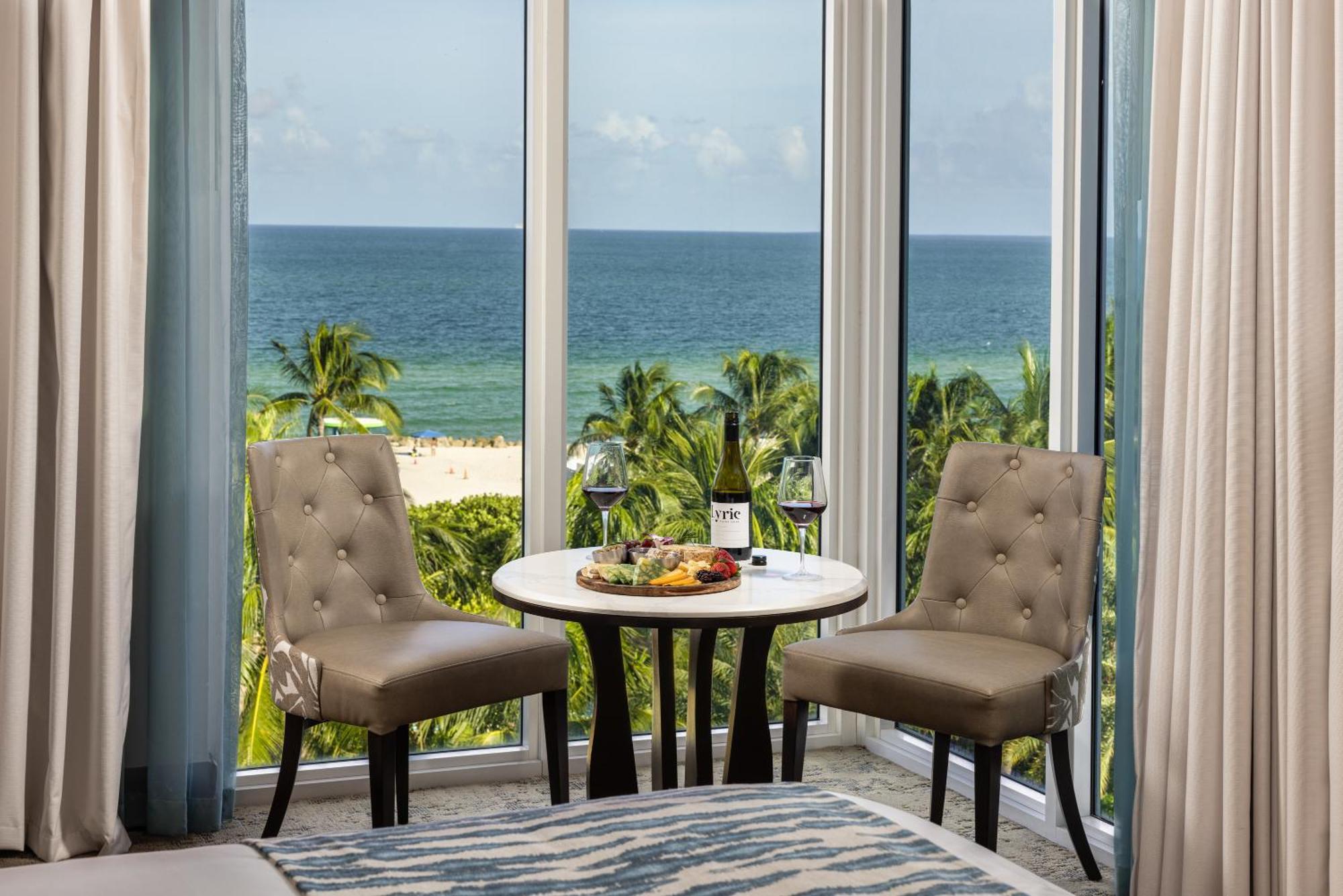 The Palms & 4*
