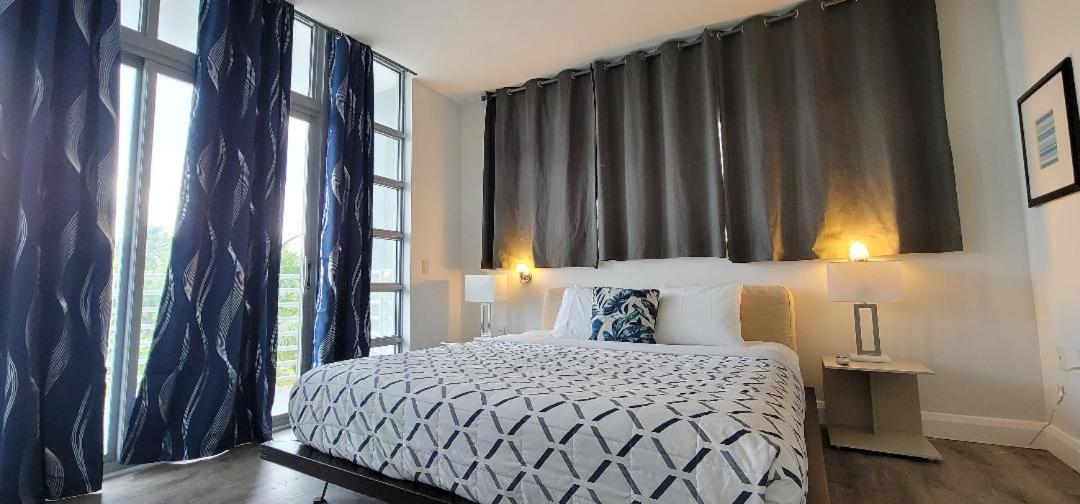 Strand Ocean Drive Suites Aparthotel Miami Beach