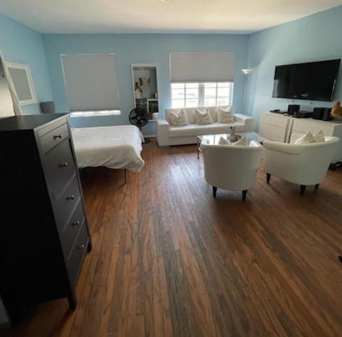 *530 Pad-ocean Drive* Apartment *