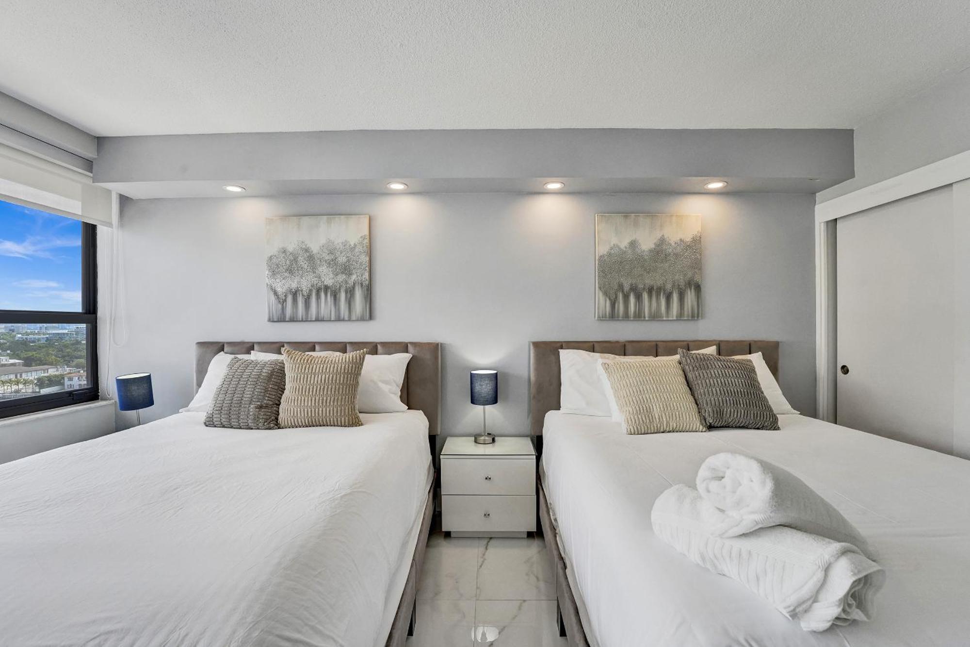Amazing Ocean Front 2bd 1515 Miami Beach