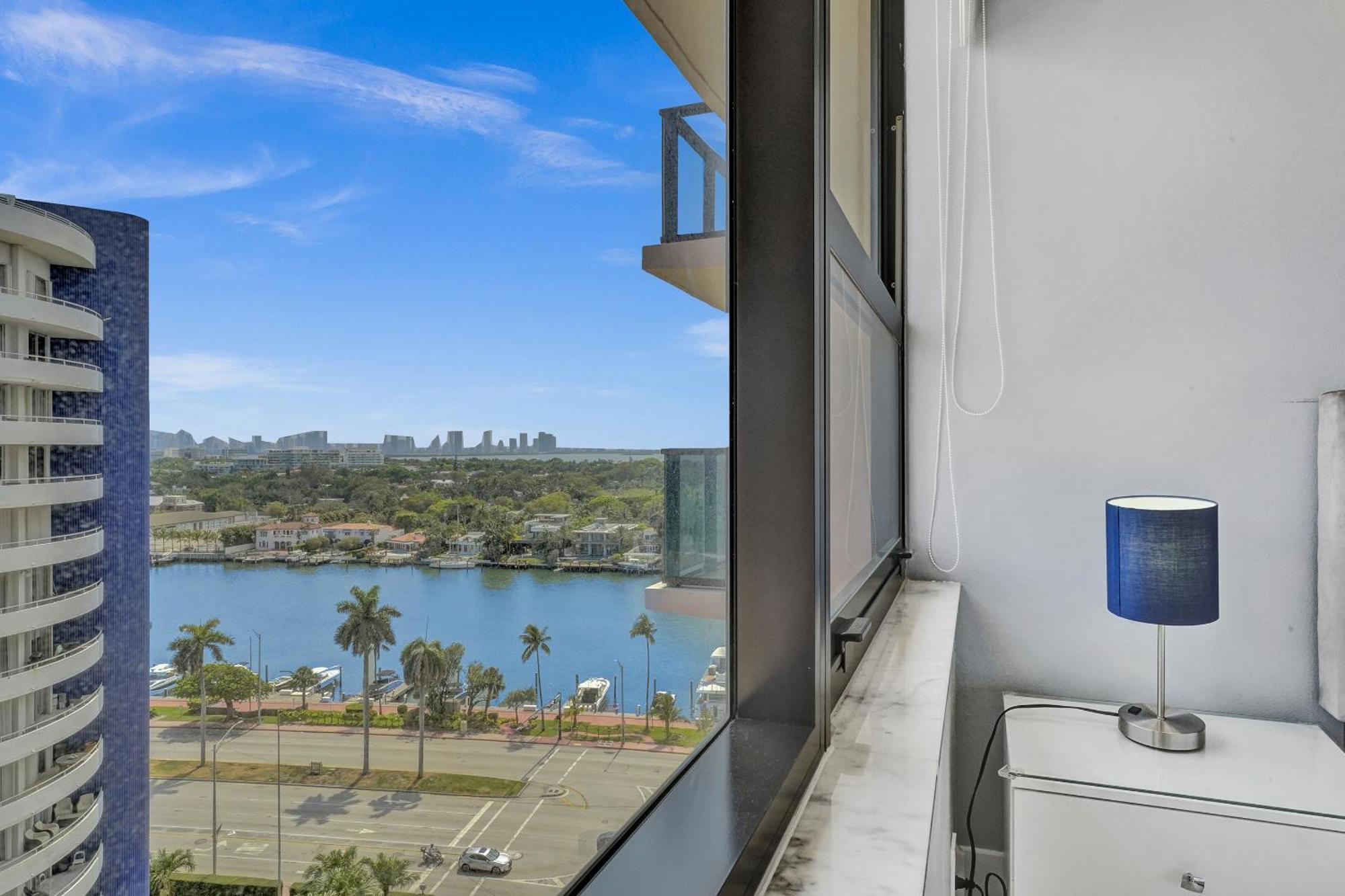 Apartment Amazing Ocean Front 2bd 1515