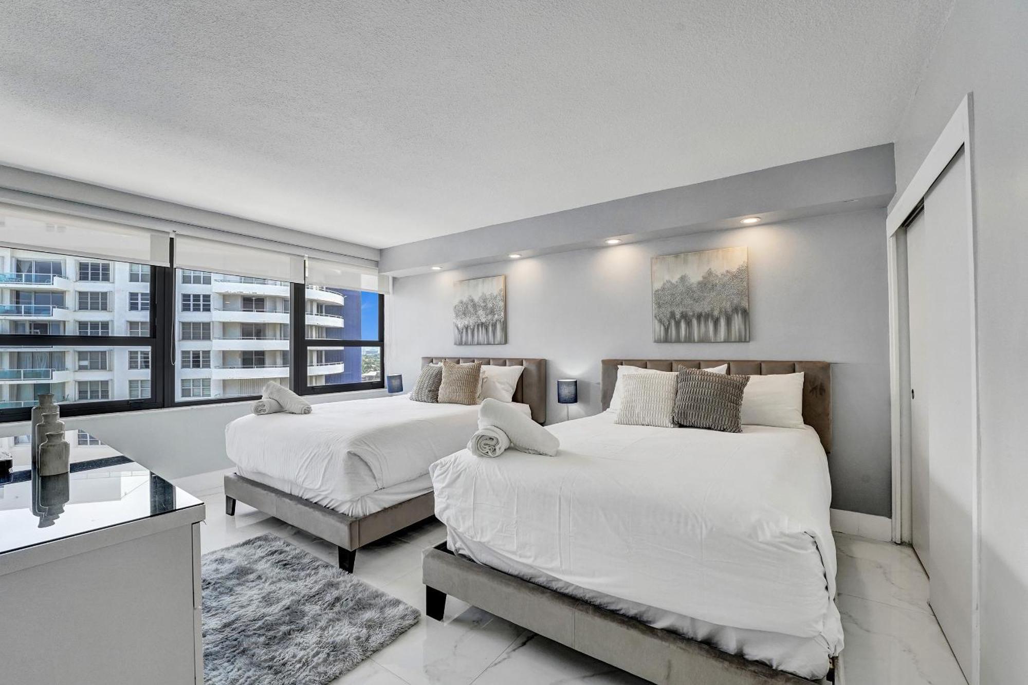 Apartment Amazing Ocean Front 2bd 1515 *