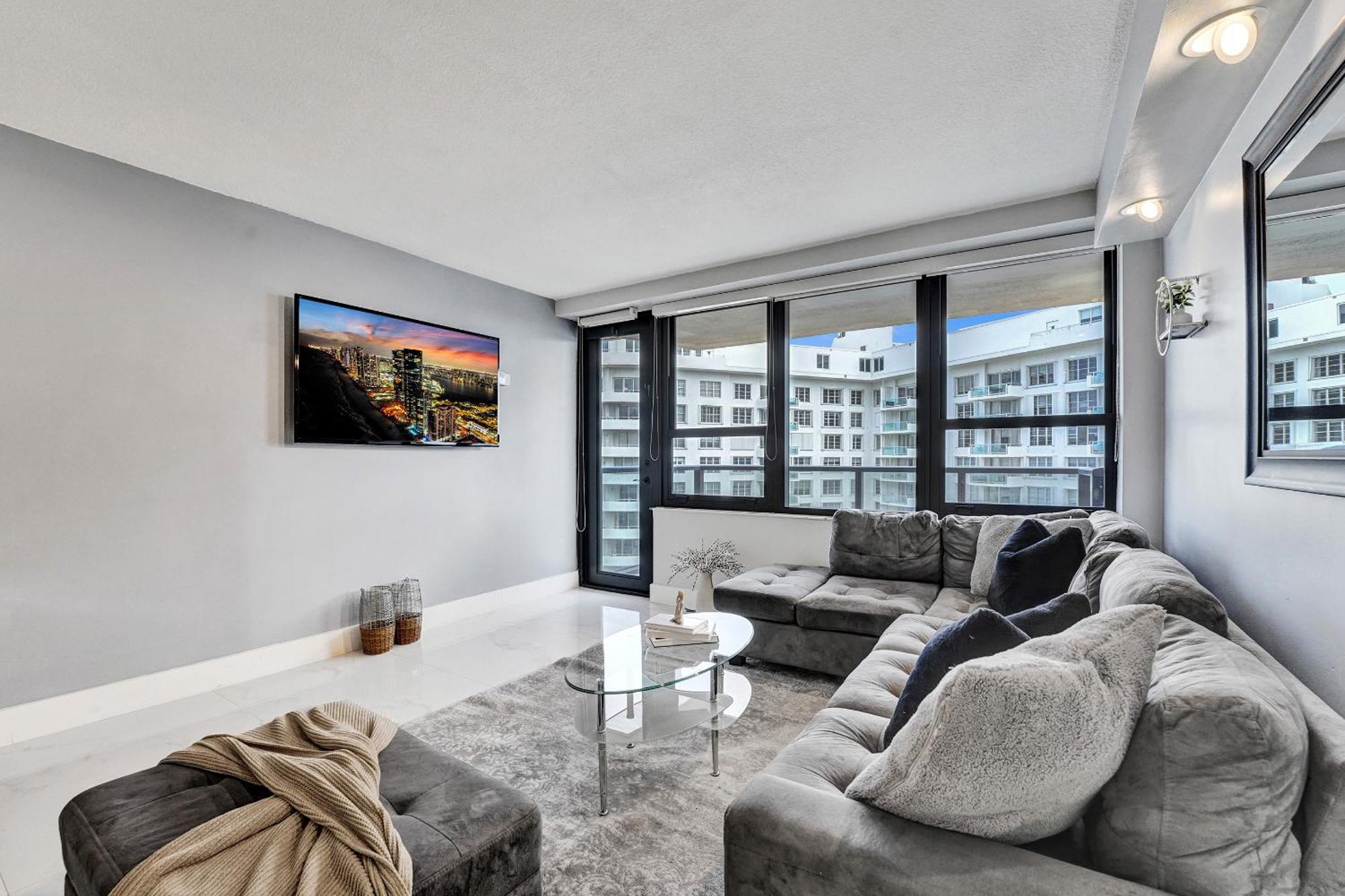 Amazing Ocean Front 2bd 1515 Apartment *