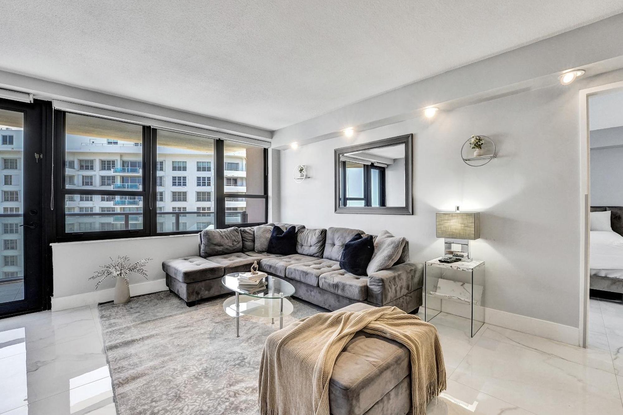 Amazing Ocean Front 2bd 1515