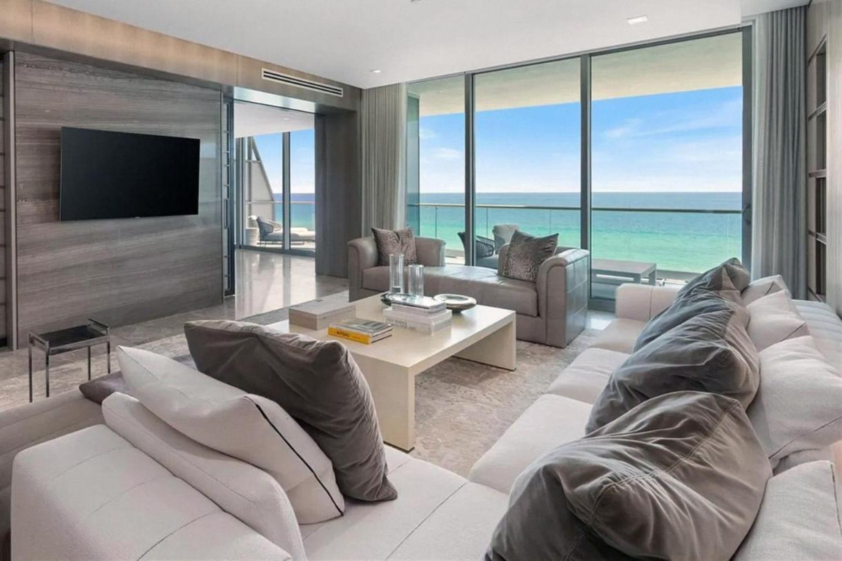 Apartment Luxe Living At Fendi Chateau Oceanfront Oasis In Surfside Miami Beach