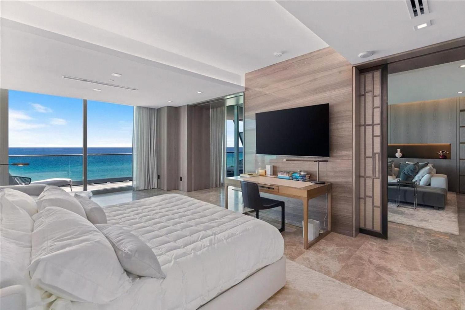 Apartment Luxe Living At Fendi Chateau Oceanfront Oasis In Surfside