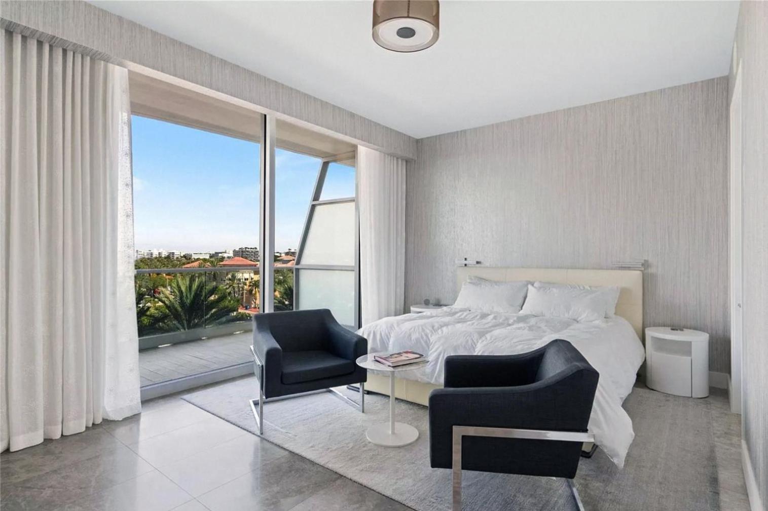 Apartment Luxe Living At Fendi Chateau Oceanfront Oasis In Surfside