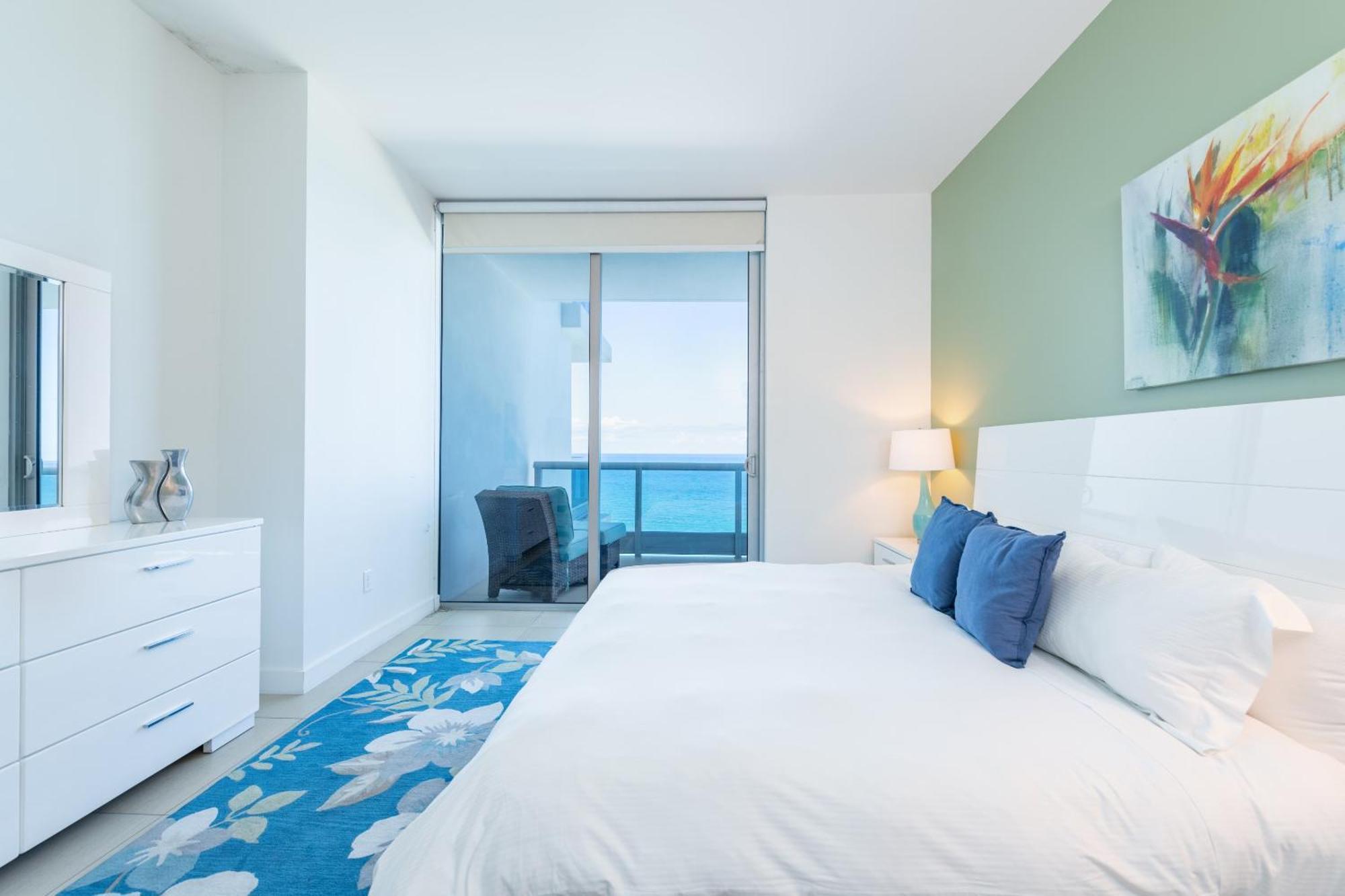 Bluebird Monte Carlo Miami Apartment *