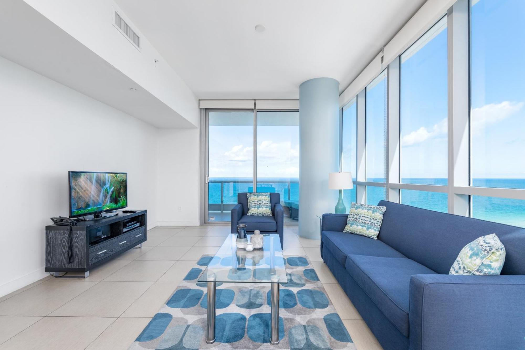 Bluebird Monte Carlo Miami Apartment