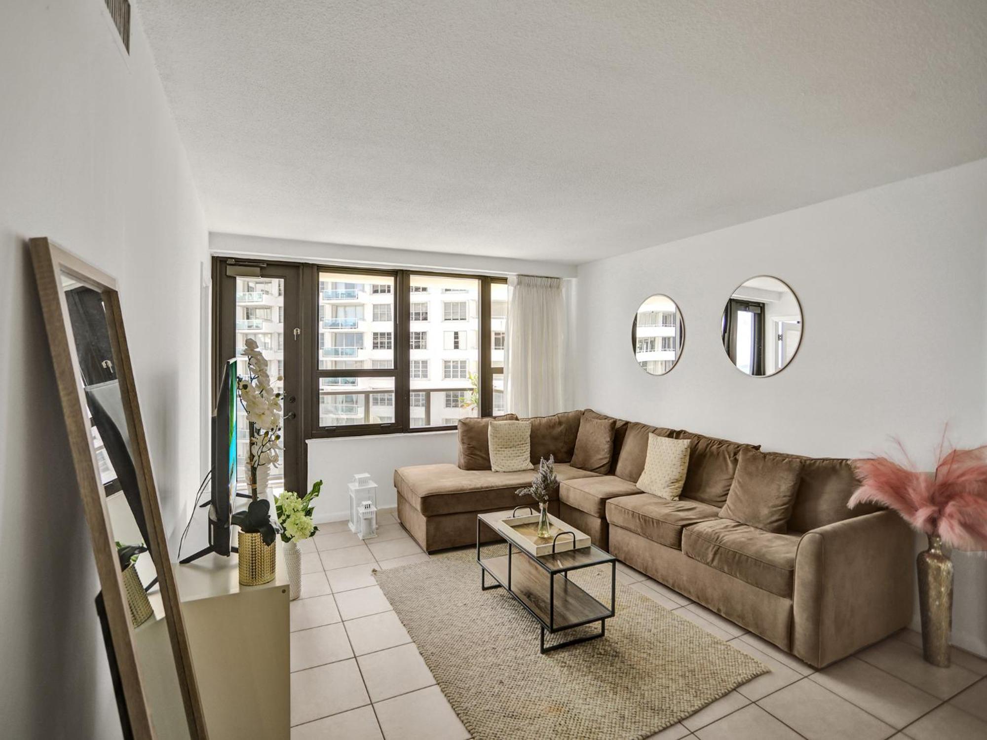 Ocean View Serenity Service 915 Apartment *
