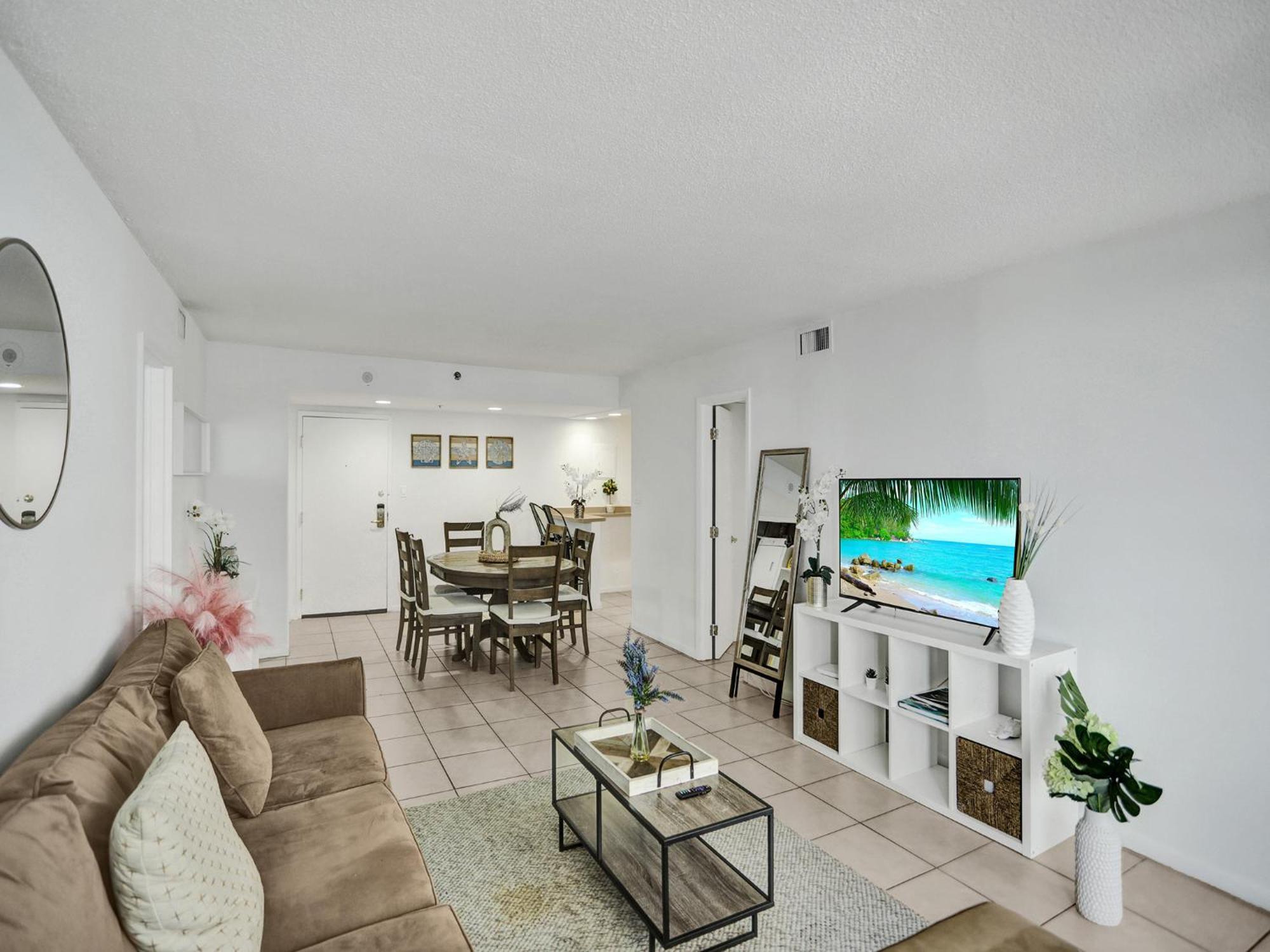 Ocean View Serenity Service 915 Apartment