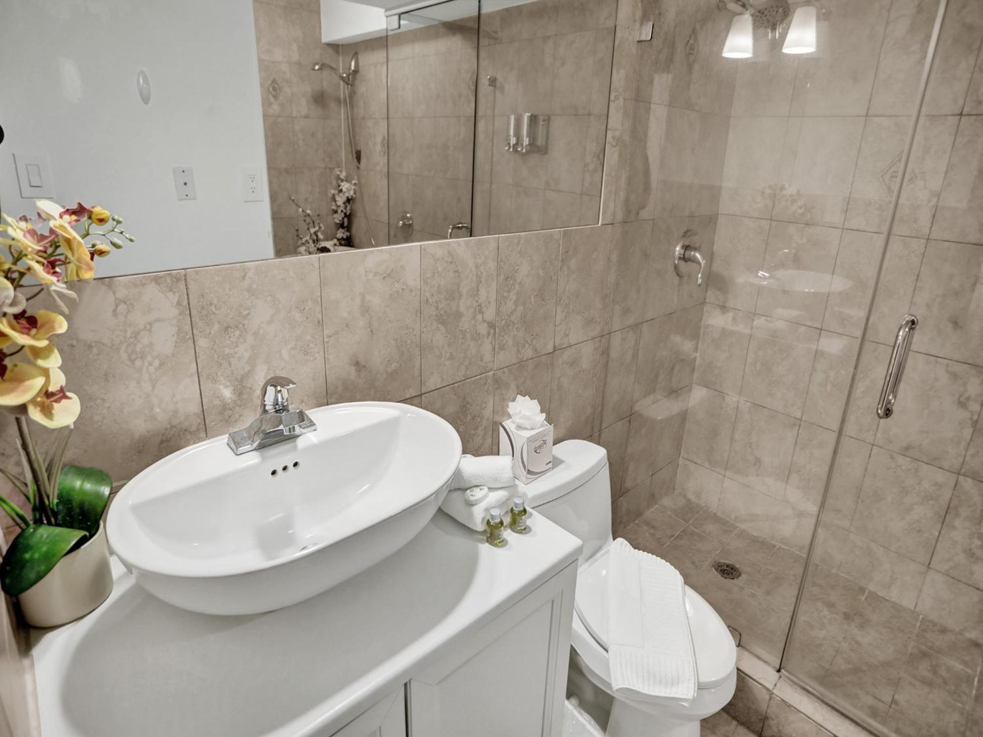 Apartment Ocean View Serenity Service 915 Miami Beach