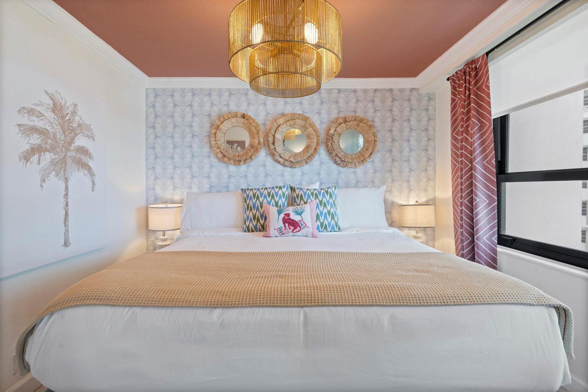 Holiday home Coastal Dreams - Beachfront Pool And Tiki Bar *