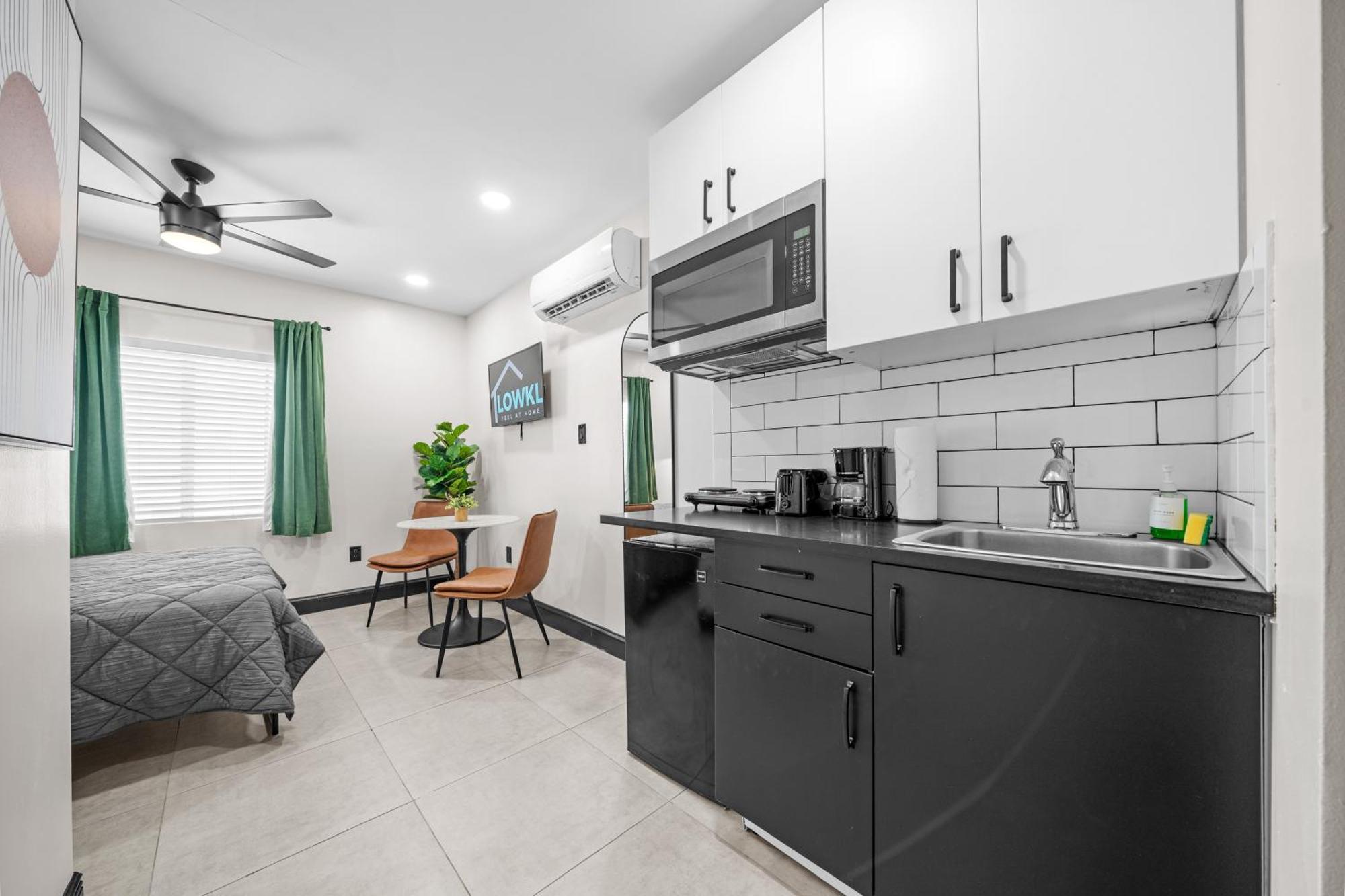 Baybreeze By Lowkl Aparthotel Miami Beach