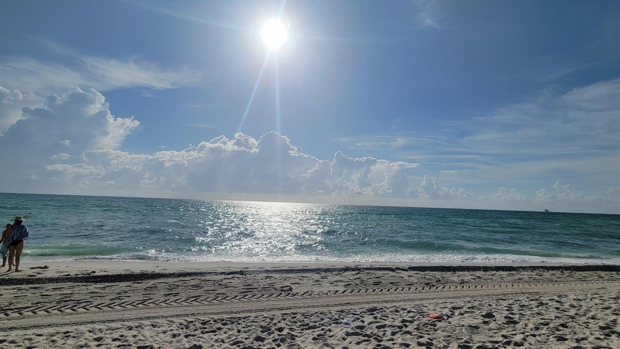 2 Bedroom 2 Bath Beachfront On Miami Millionaire Row Aparthotel Miami Beach