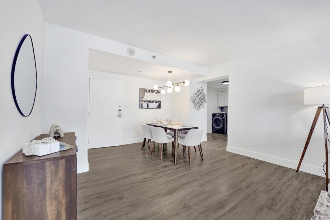Apartment Beautiful Oceanside Retreat With Service 1606 Miami Beach