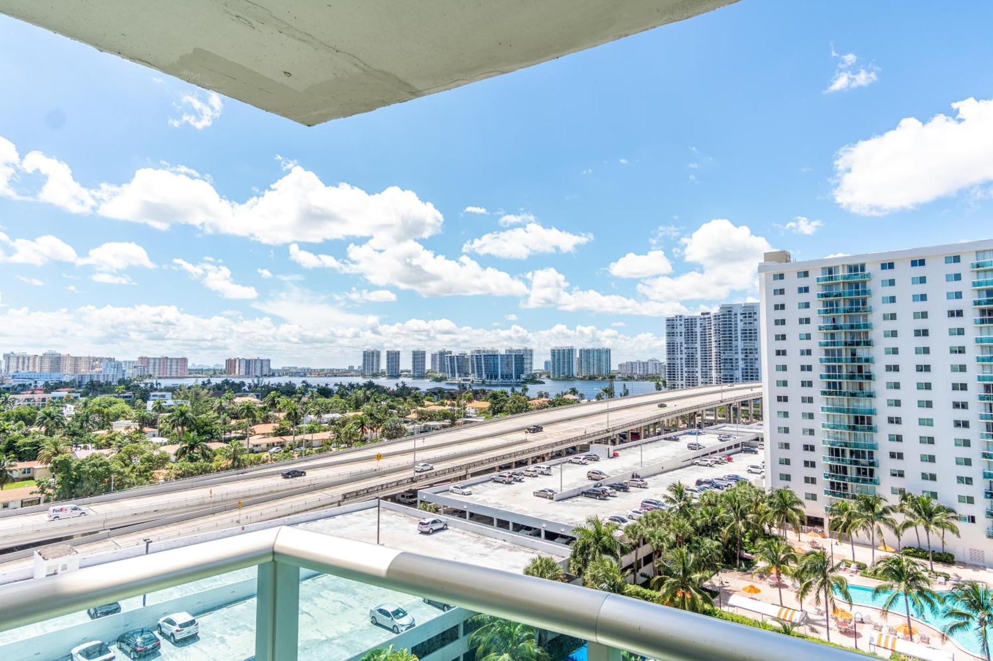 Ocean Reserve 106 Miami Beach