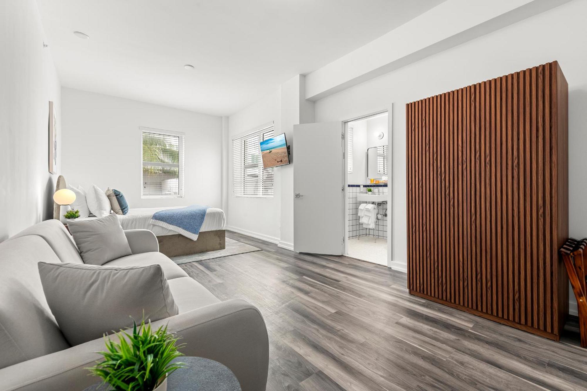 Hotel Global Luxury At The Variety