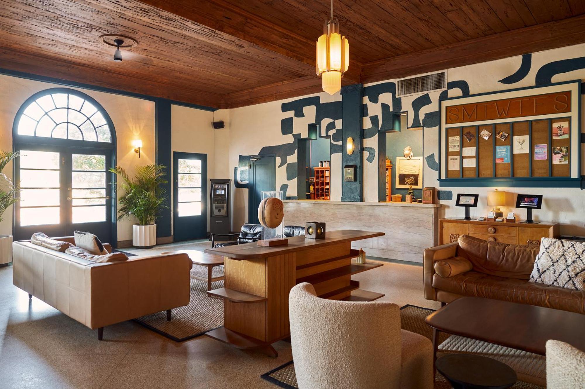 Hostel Freehand Miami