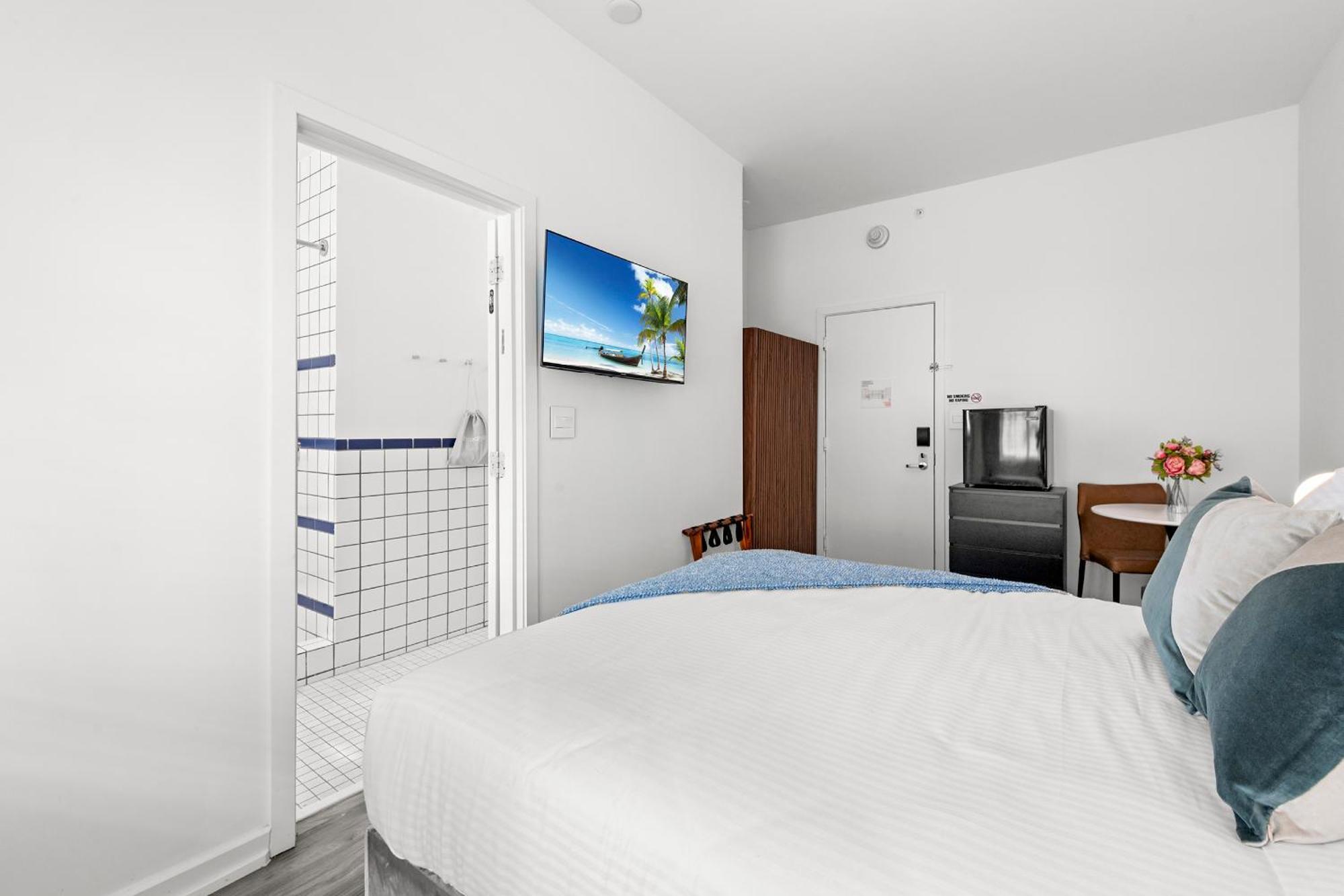 Hotel Global Luxury At The Variety 4*