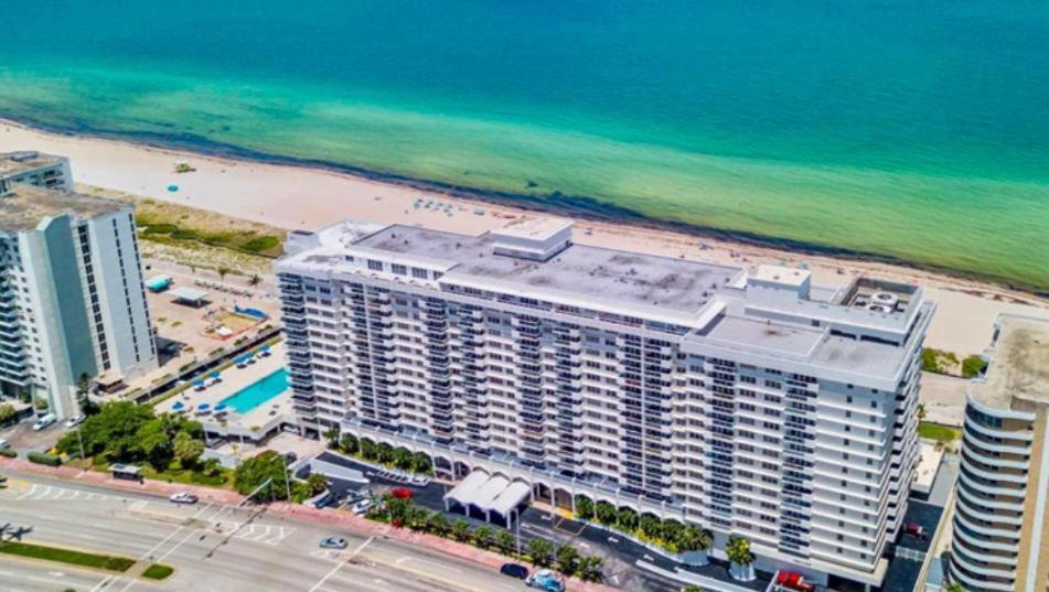 Miami Sobre La Playa Con Estacionamiento *