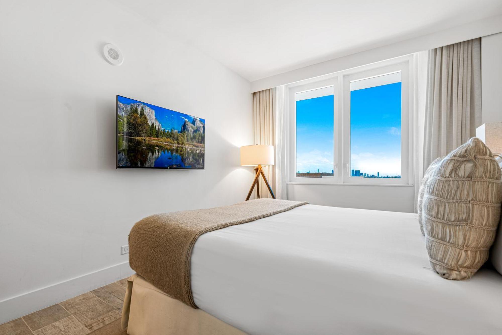 Apartment Luxurious Private At 1 & Homes -1045 *