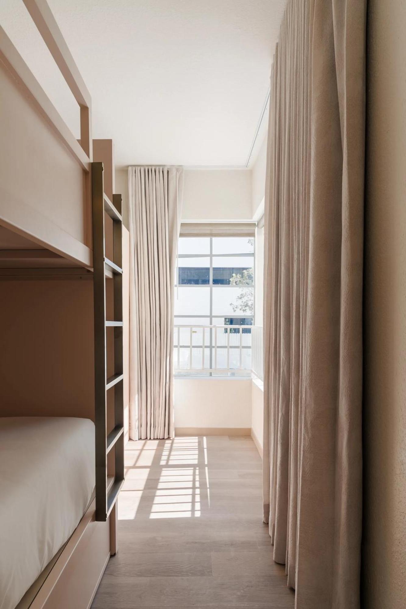 Hotel Found Miami