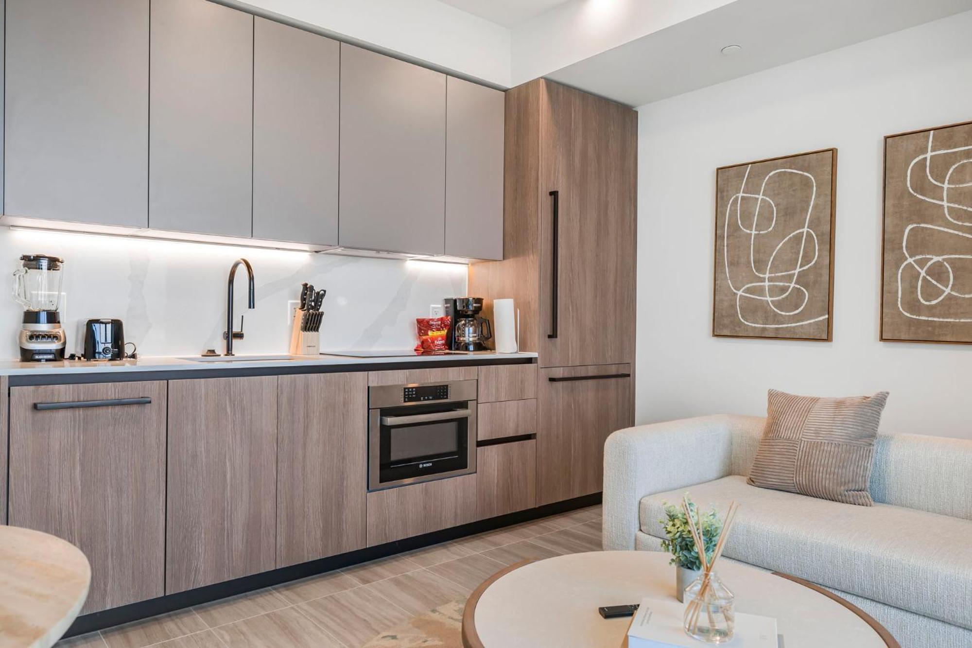 Luxury Miami W Pool Access Apartment