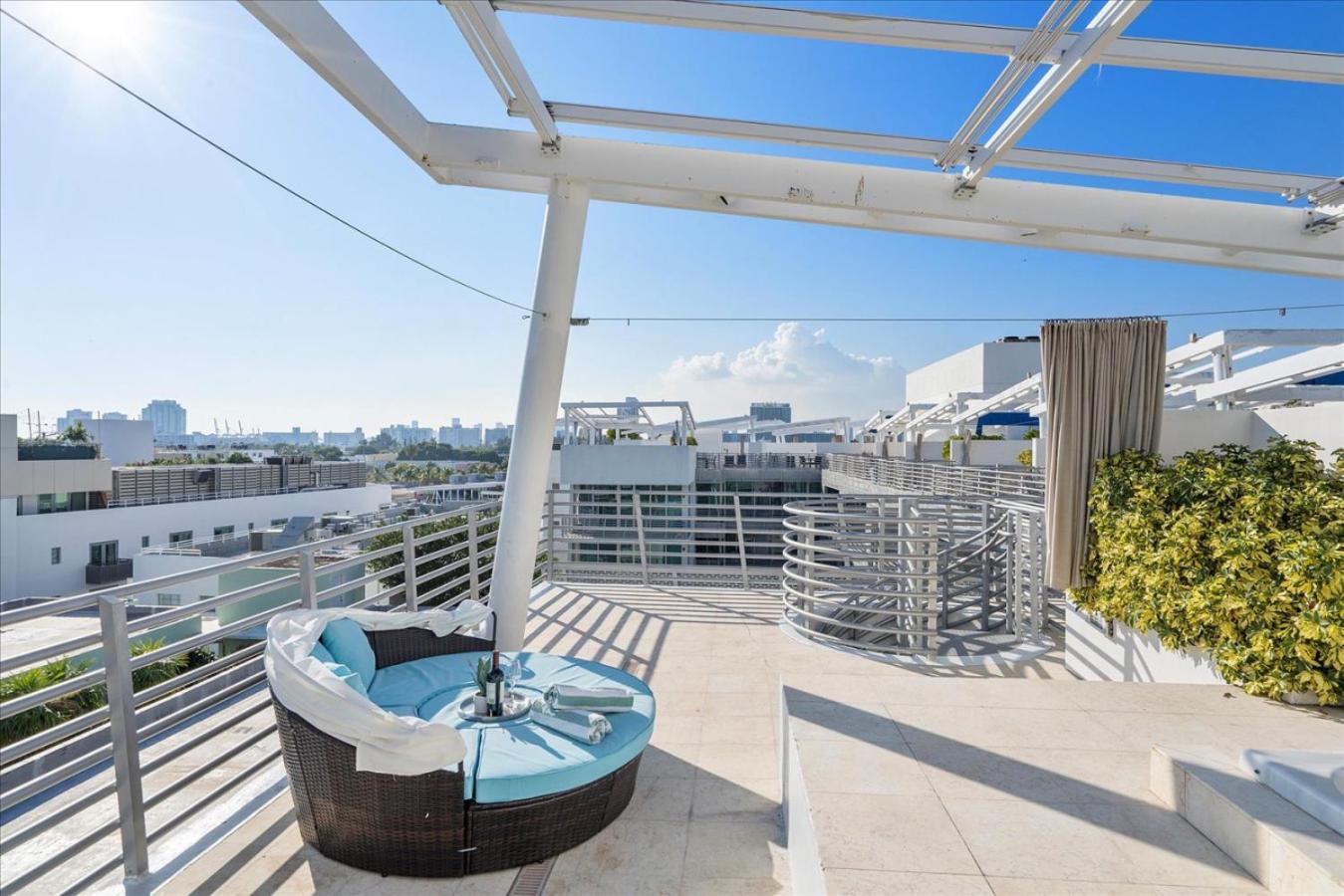 Apartment Penthouse With Private Rooftop *