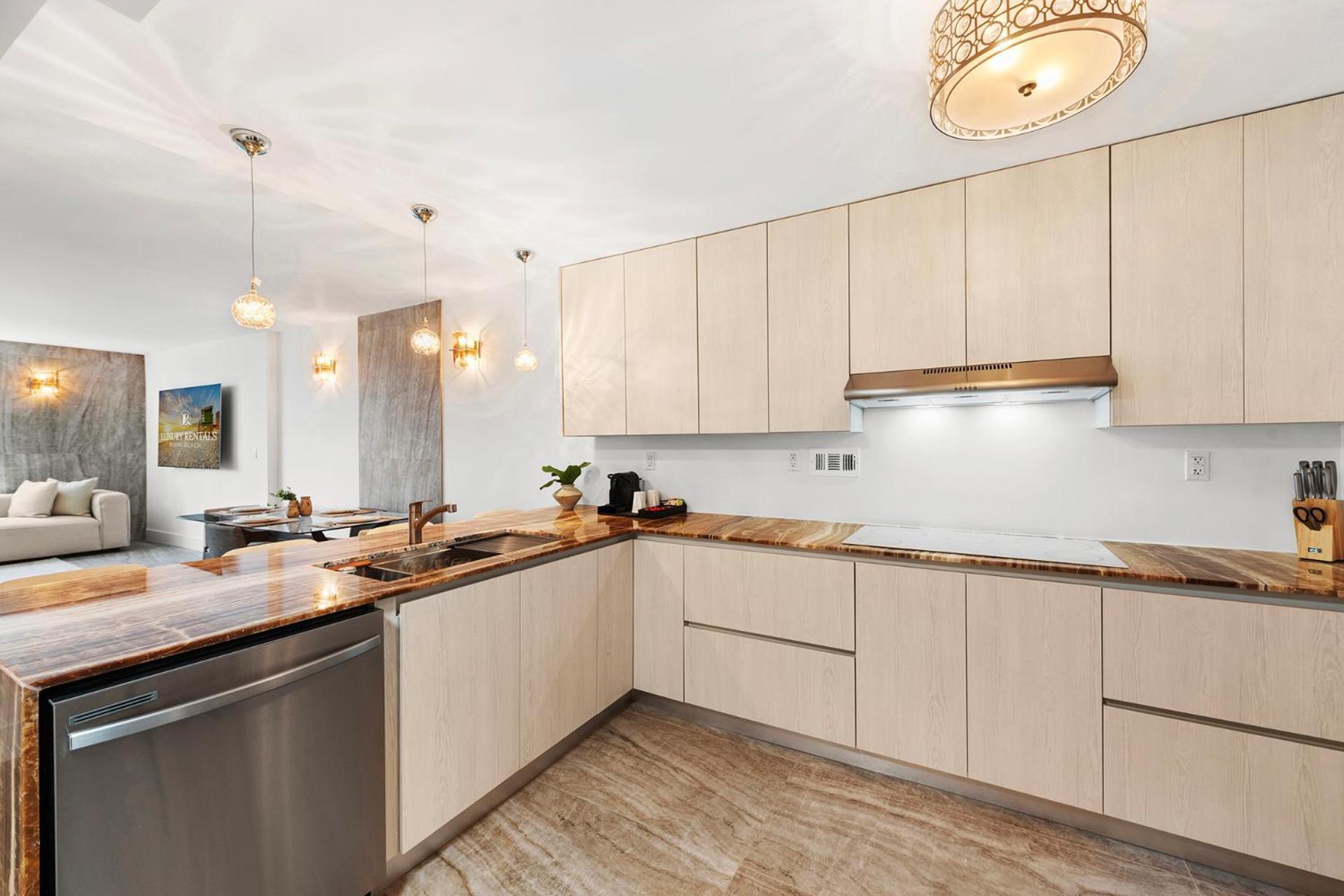 Private At Roney Palace -531 Apartment *
