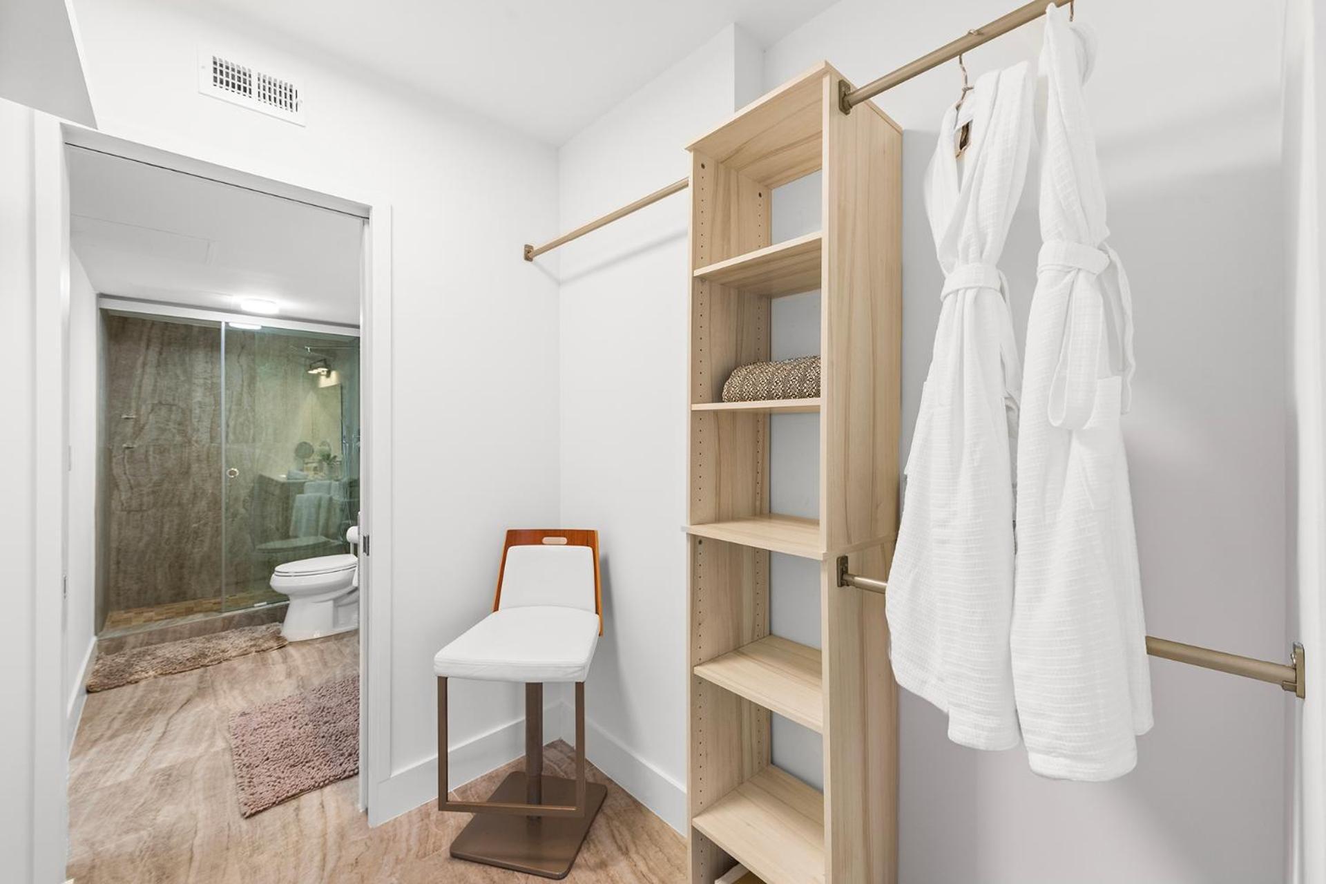Private At Roney Palace -531 Miami Beach