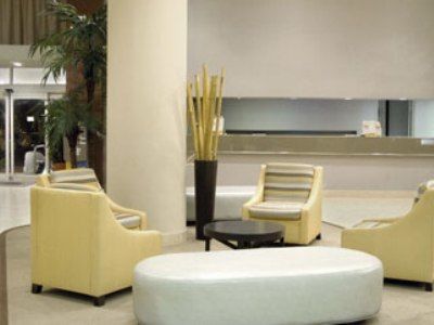 Hotel Howard Johnson Plaza Miami North 3*