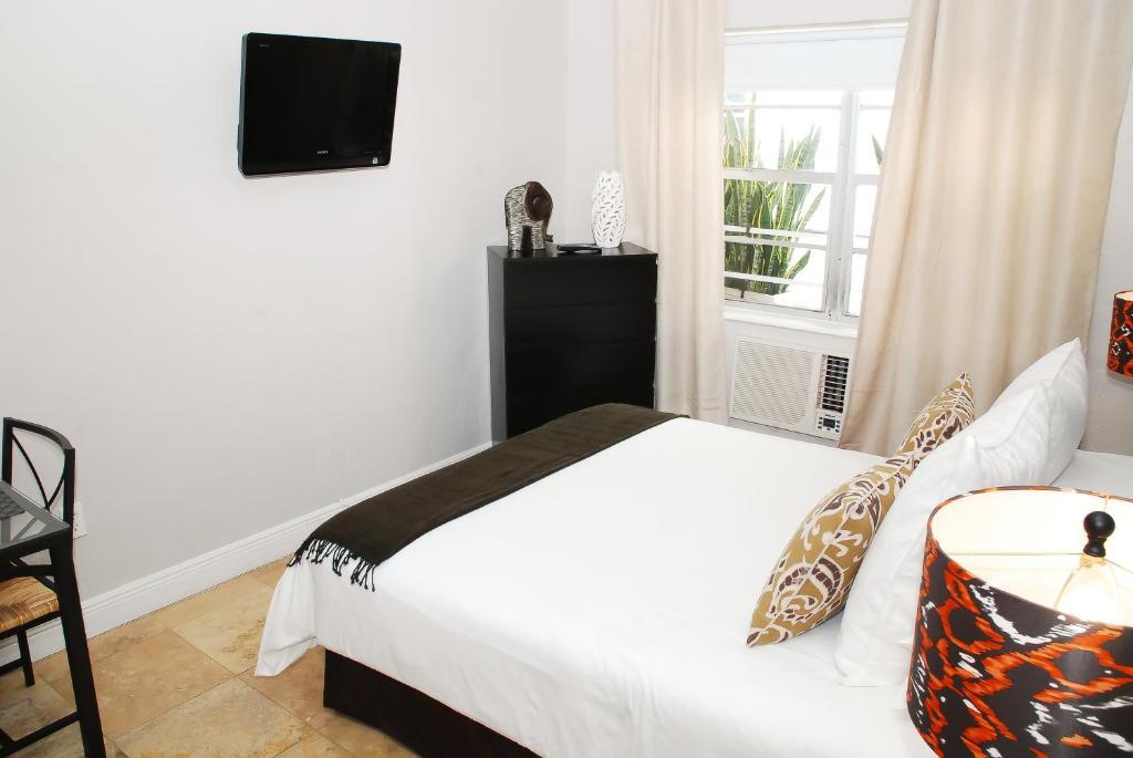 Hotel18 Hotel