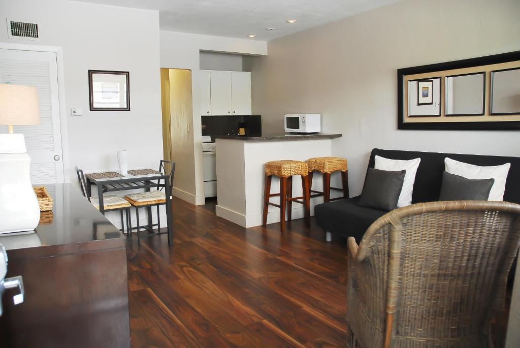 Hotel Hotel18 3*