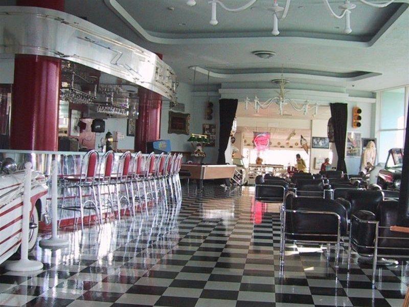 Hotel Howard Johnson Plaza Miami North 3*