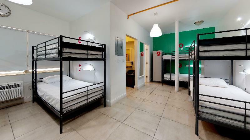 Hotel Miami Beach International Hostel 3*