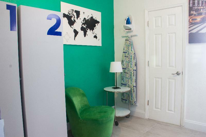 Hotel Miami Beach International Hostel 3*