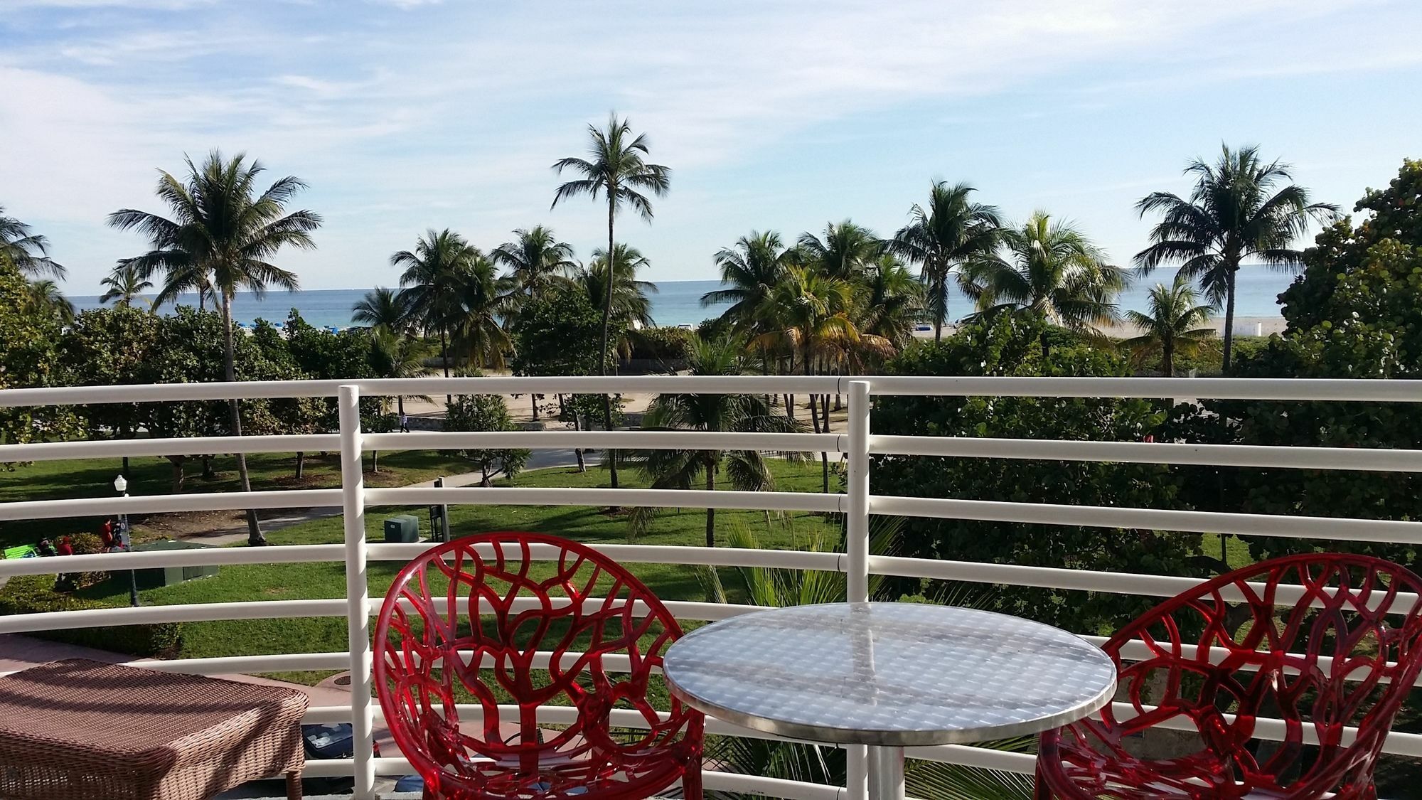 Strand Ocean Drive Suites Miami Beach