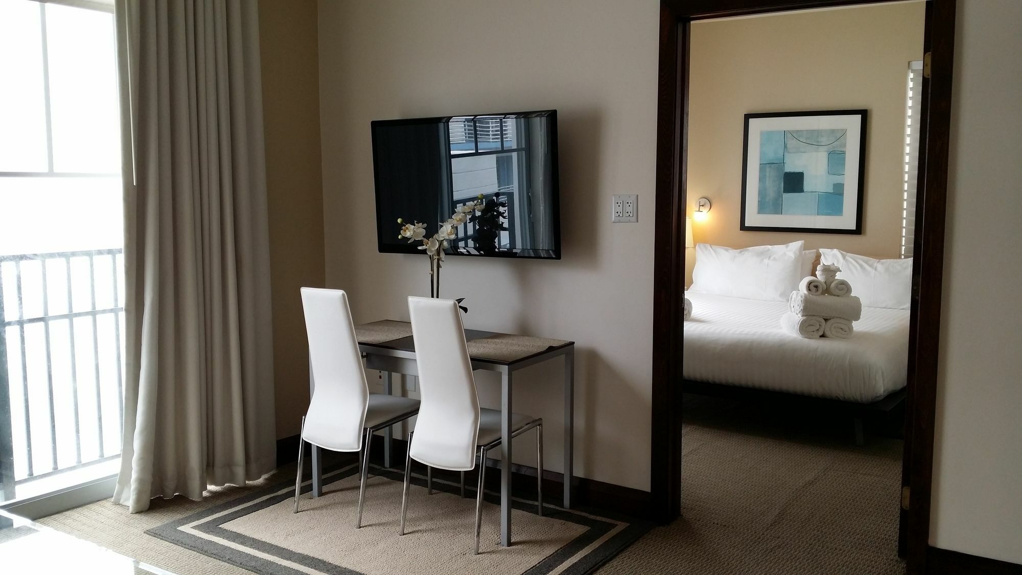 Strand Ocean Drive Suites Aparthotel 3*