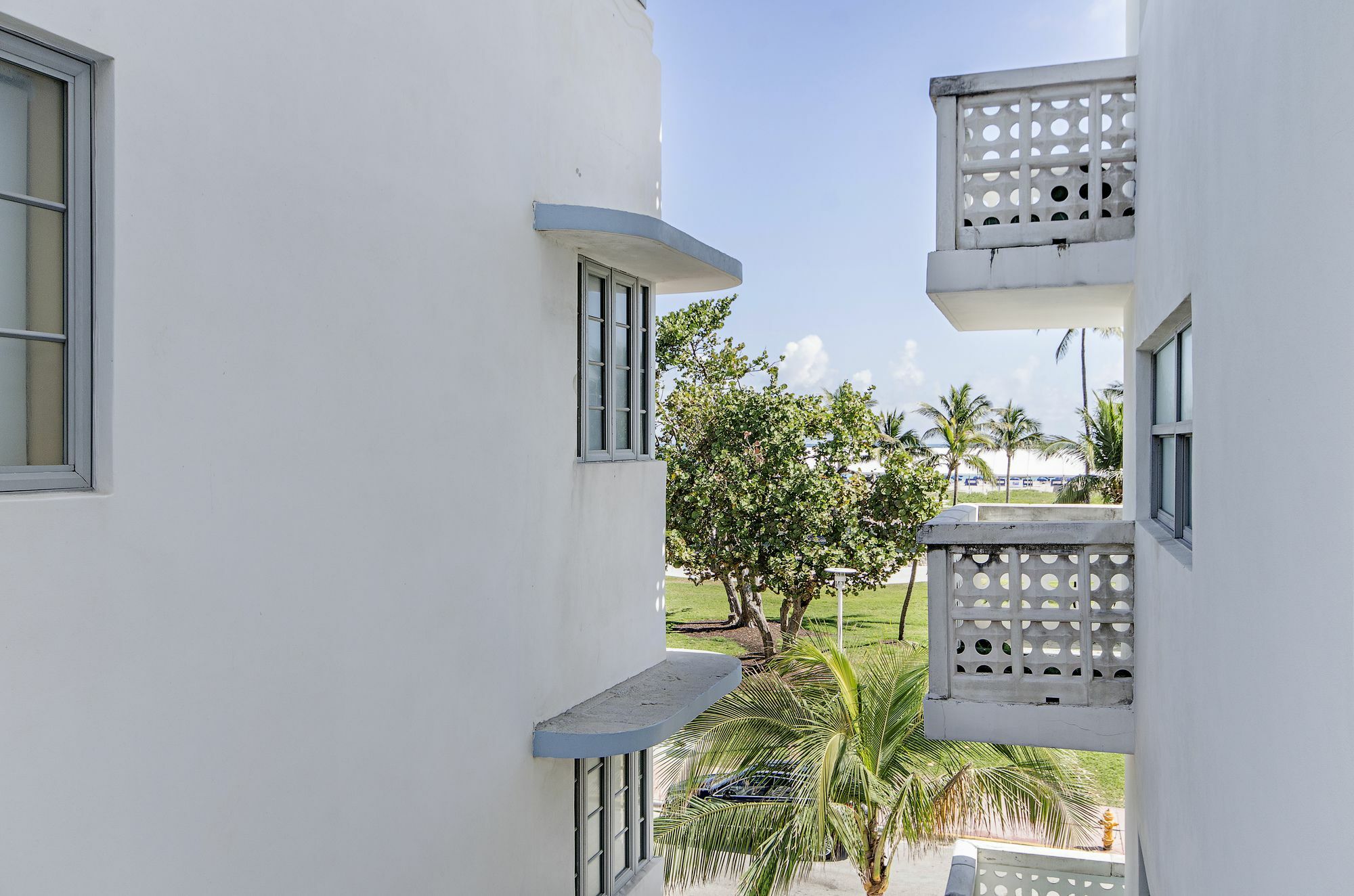 On Ocean By Sunnyside Retreats (adults Only) Miami Beach