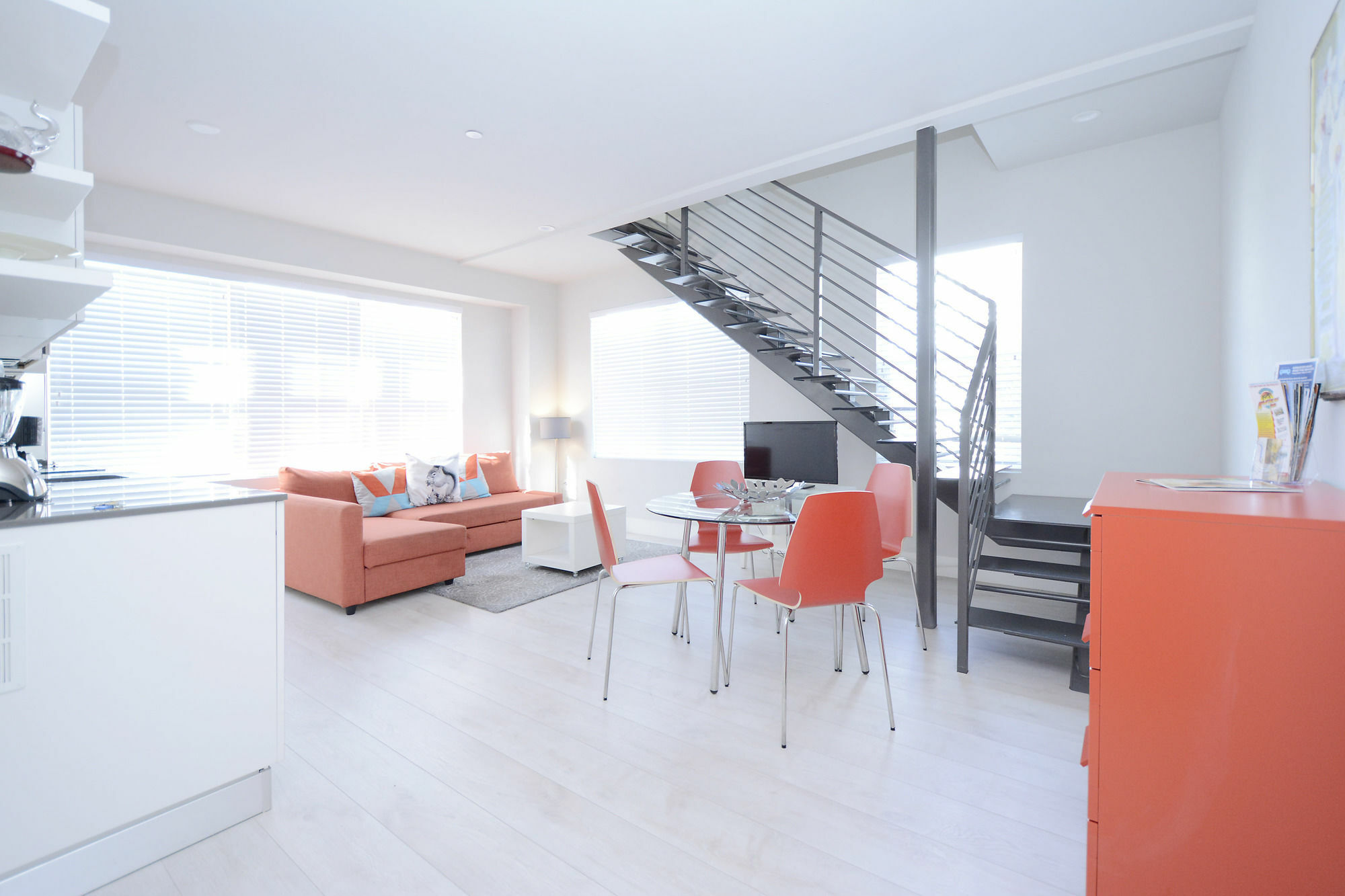 Apartment Art Deco Townhouse