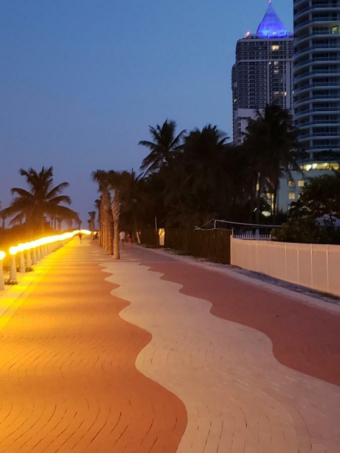 2 Bedroom 2 Bath Beachfront On Miami Millionaire Row Miami Beach