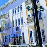 918 Sobe Flats