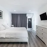 Stardust Hotel